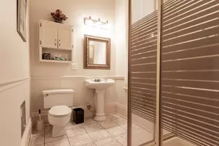 1209 Sealy St, Galveston, TX 77550 - Photo 10