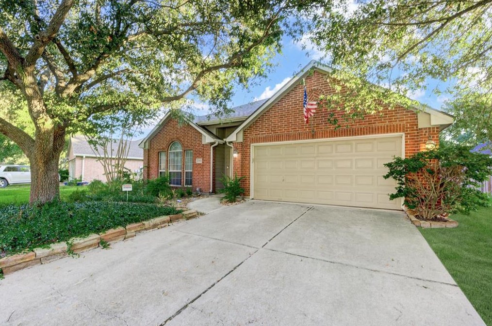 7202 Crestbury Ln, Cypress TX  77433-1267 exterior