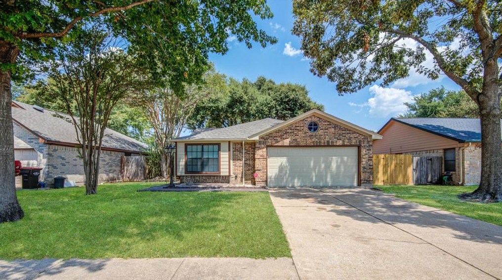 4718 Brooklawn Dr, Houston, TX 77066
