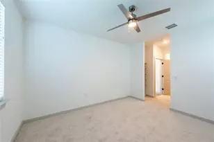 319 Ft Bnd Dr, Missouri City, TX 77459 - Photo 2