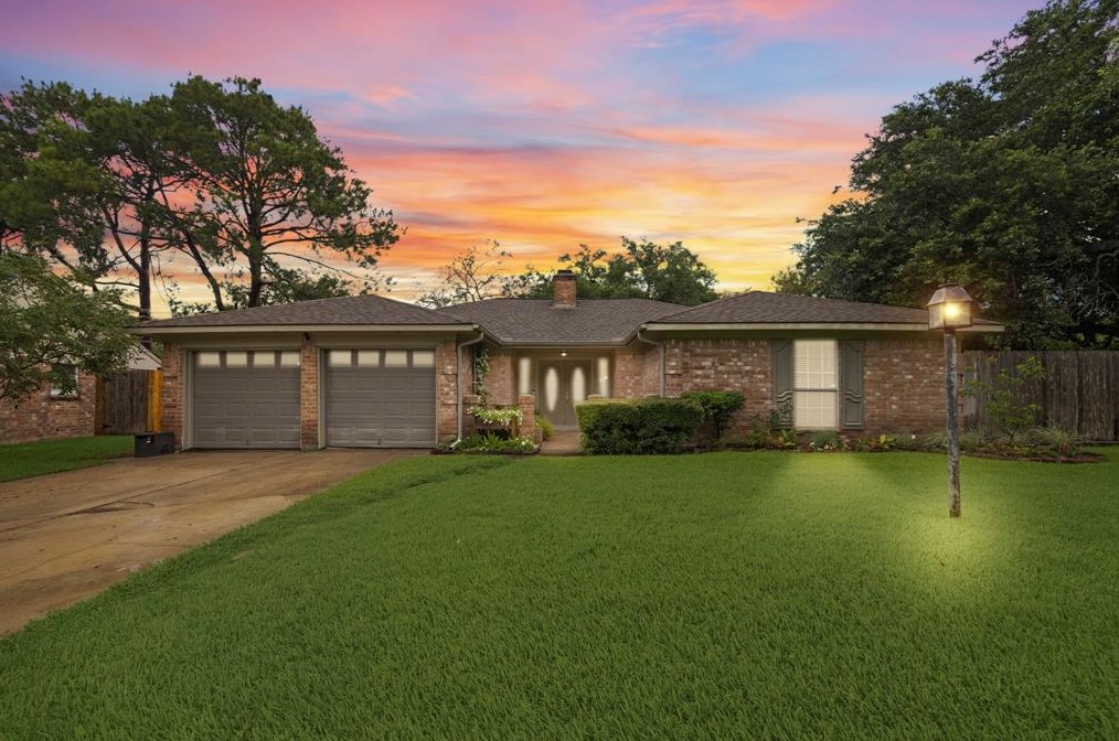 1906 Riflewood Cir, Missouri City, TX 77459-3736