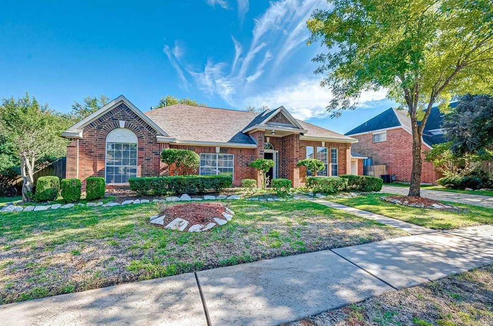 6722 Creek Village Dr, Katy, TX 77449
