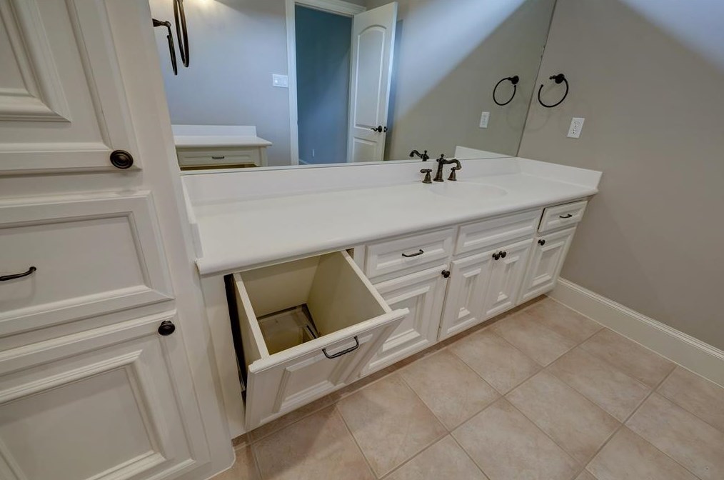 4106 Rice Blvd, Houston TX  77005-1756 exterior