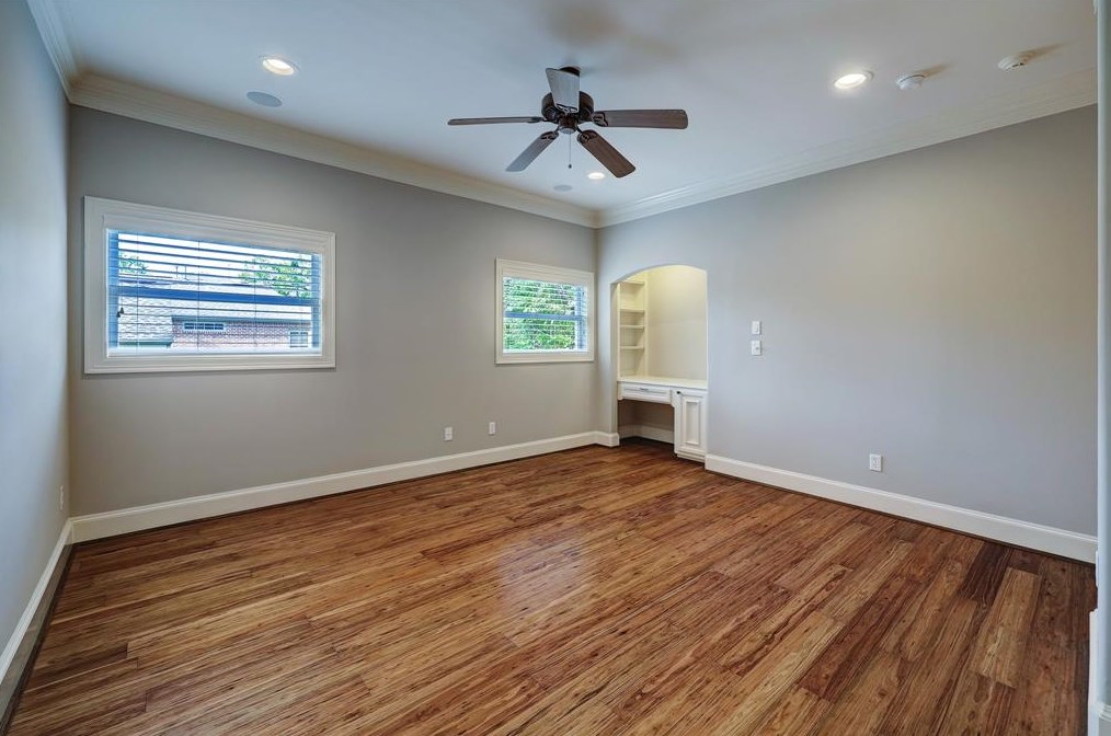 4106 Rice Blvd, Houston TX  77005-1756 exterior