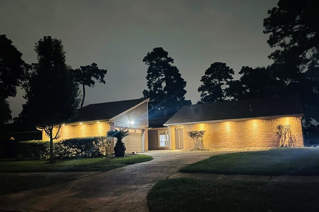 12402 Amado Dr, Houston, TX 77065