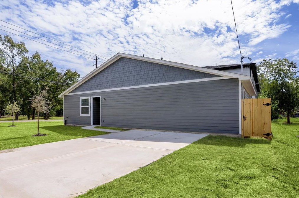 2403 Glen Ave, Houston, TX 77088