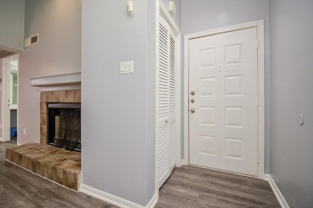 3100 Walnut Bend Ln # 308, Houston, TX