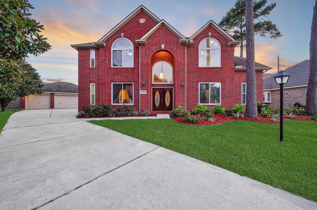 19203 Cougar Peak Dr, Tomball, TX 77377-7650