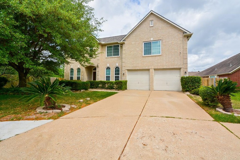 12203 Rothmoore Ln, Houston, TX 77066