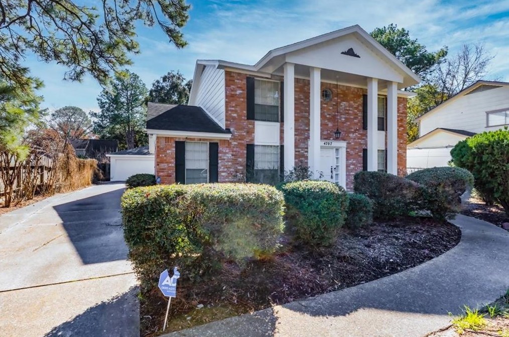 4707 Geneva Dr, Houston, TX 77066