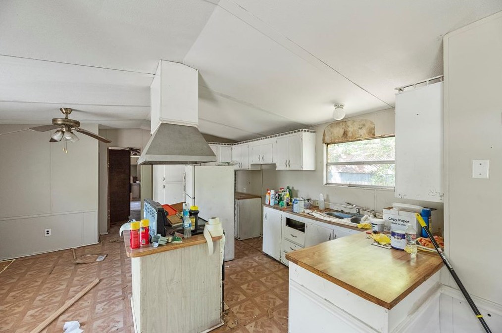 16306 Dundee Rd, Cypress TX 77429-5029 exterior