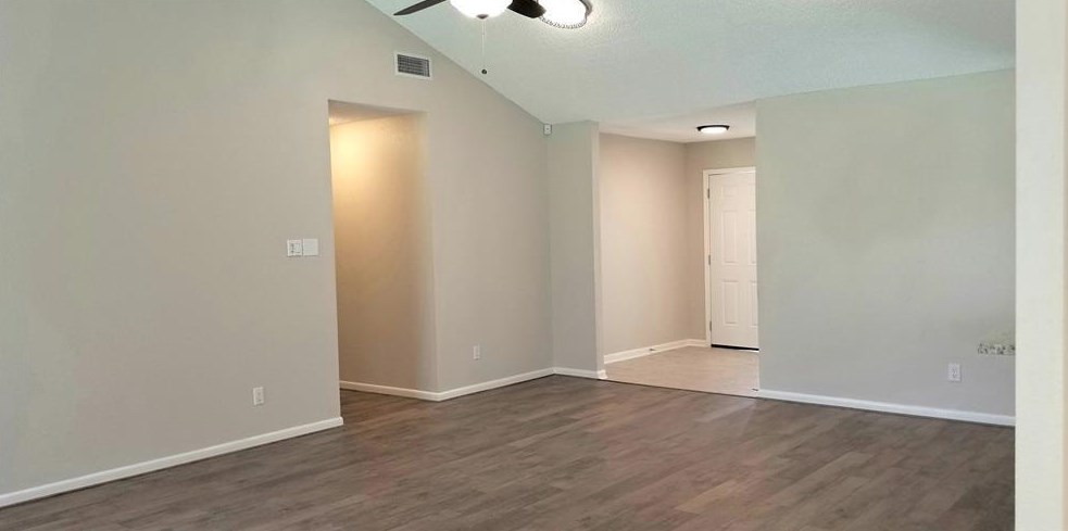 15803 Spring Forest Dr, Houston TX  77059-3808 exterior