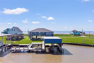 651 County Rd 230, Sargent, TX 77414 - Photo 6