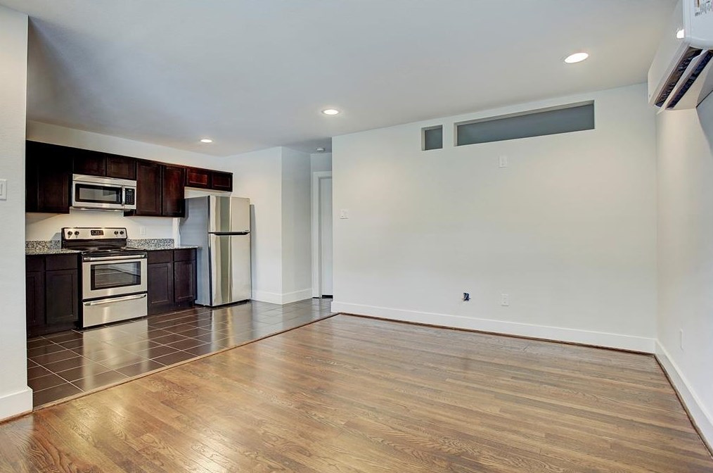 1218 Jackson Blvd #20, Houston, TX 77006