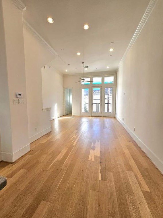 9633 Riddlewood Ln, Houston, TX 77025-5009