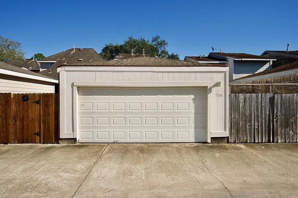 2514 E Pebble Beach Dr, Missouri City, TX 77459