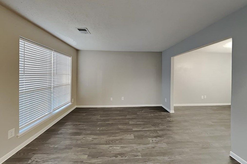 7770 Springville Dr, Houston TX  77095-1696 exterior