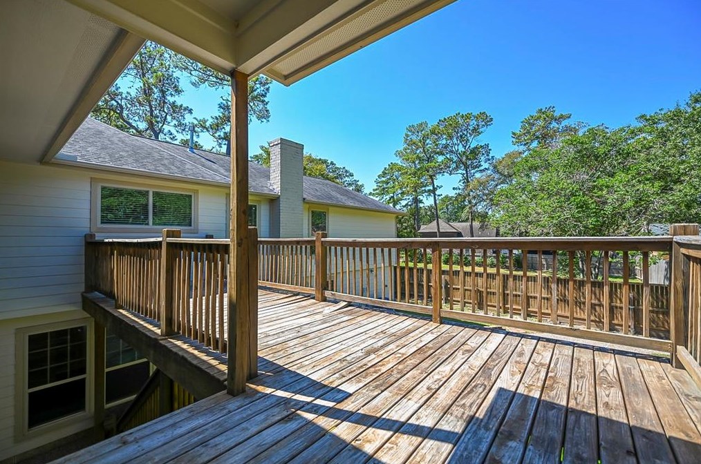 10602 Laneview Dr, Houston TX  77070-2938 exterior