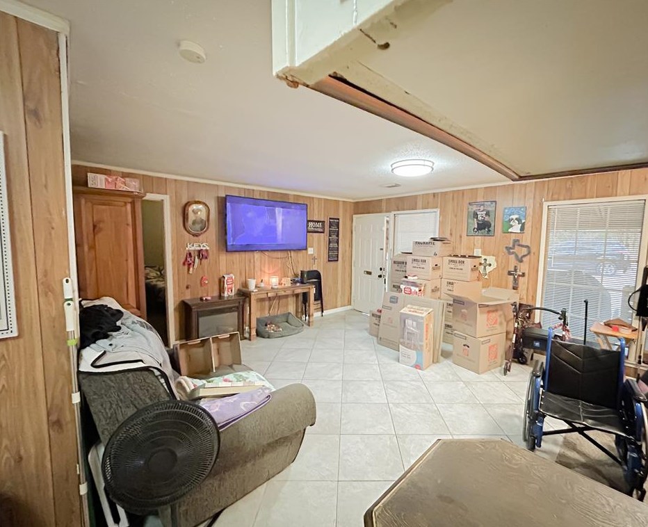 88 Gazebo St #b, Huntsville, TX 77340