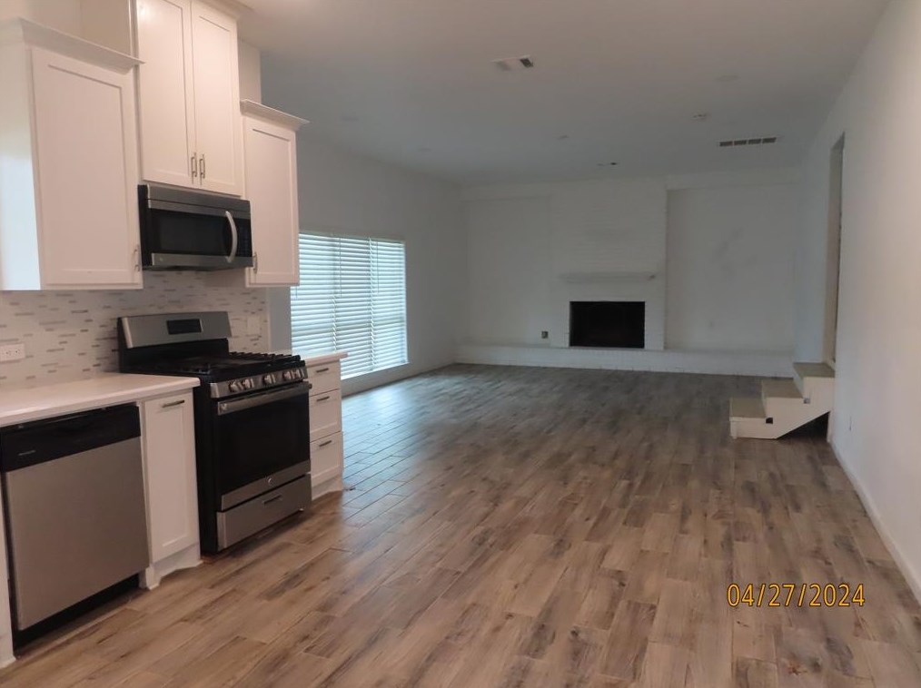 403 Highridge St, Houston, TX 77013-5015