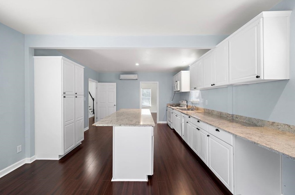 3109 Arbor St, Houston TX  77004-6183 exterior