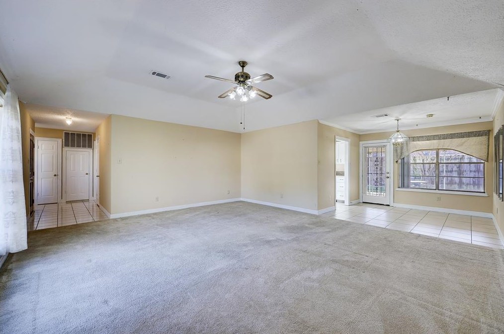 11811 Quicksilver Ct, Houston, TX 77067