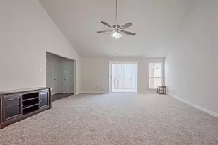 13207 Robinglen Dr, Houston, TX 77083 - Photo 16