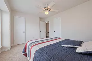 13207 Robinglen Dr, Houston, TX 77083 - Photo 30