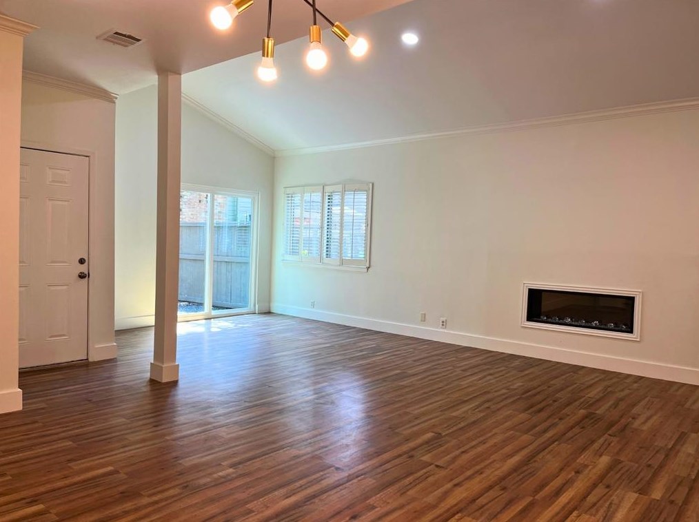 1611 Prairie Mark Ln, Houston, TX 77077-4224