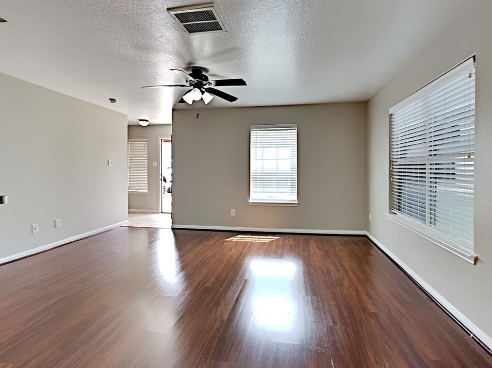 6714 Clover Walk Ln, Richmond, TX 77469