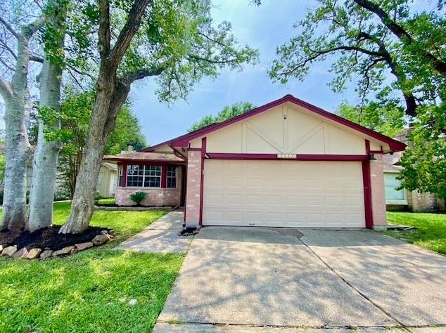 24223 Landing Way Dr, Spring TX  77373-6384 exterior