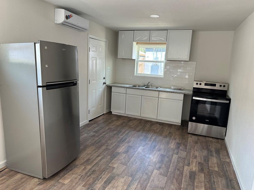 3809 Wipprecht St #5, Houston, TX 77026