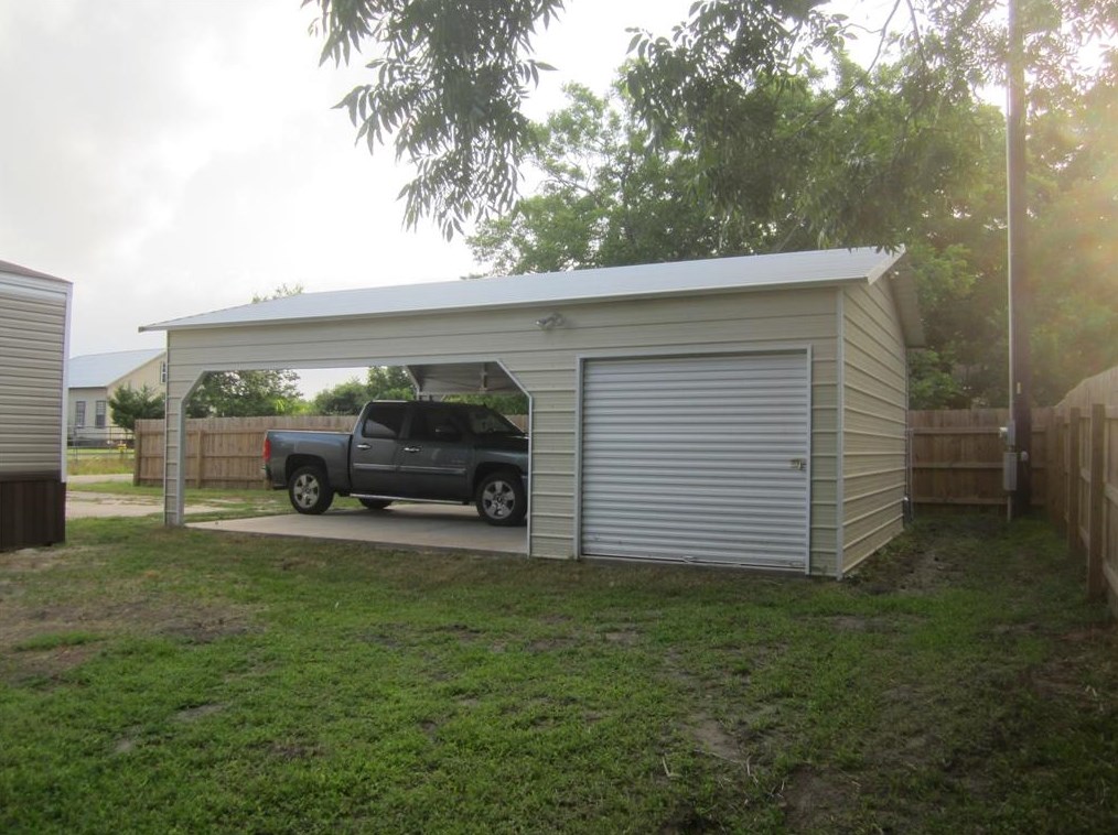 9245 Browning St, Chappell Hill, TX 77426