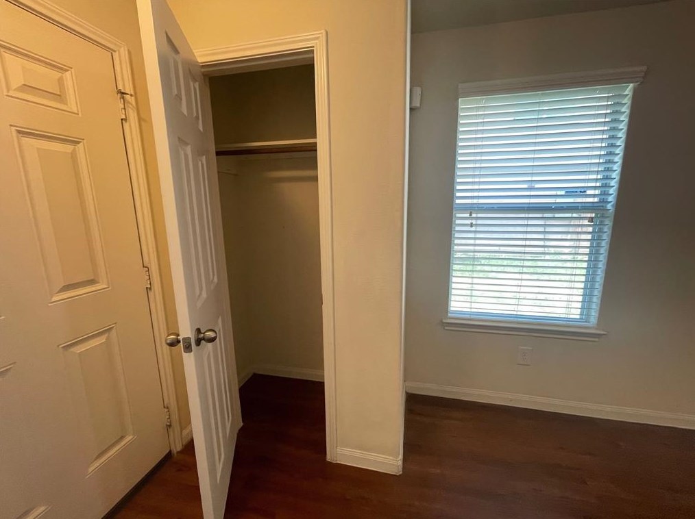 22258 Queenbury Hl Dr, Houston TX  77073-5685 exterior