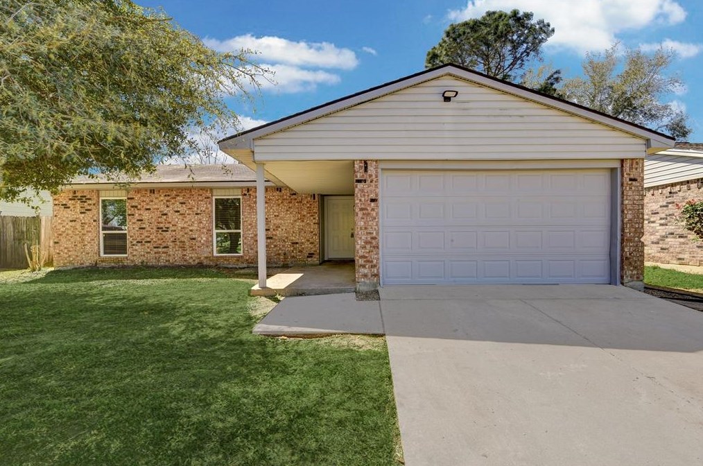 24015 Beef Canyon Dr, Hockley, TX 77447