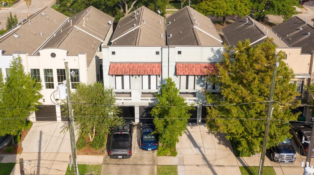 1412 Asbury St, Houston, TX 77007-3111