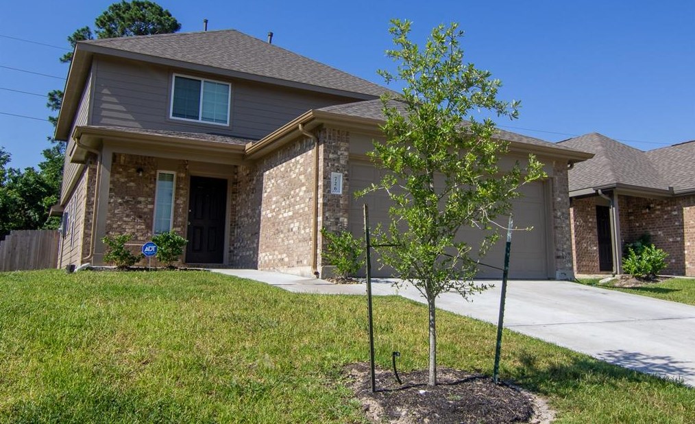 726 Lexus Dr, Humble, TX 77396