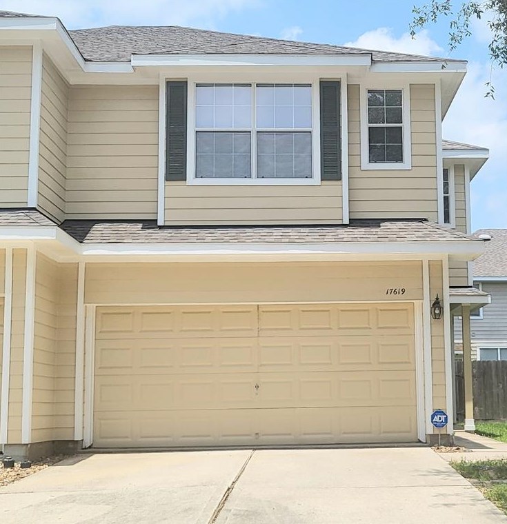 17619 Bering Bridge Ln, Humble, TX 77346