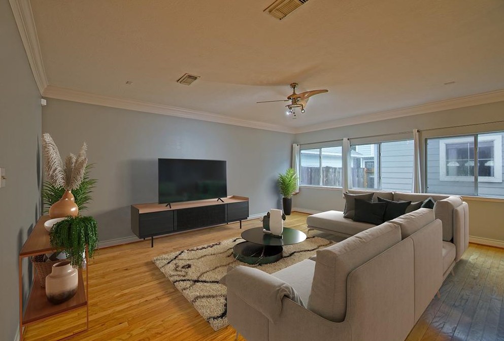 1256 Prince St, Houston TX  77008-6408 exterior