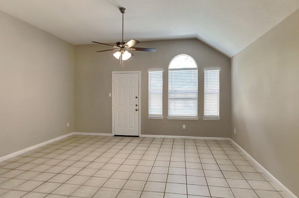 4907 Raindrop Hollow Dr, Houston, TX 77041