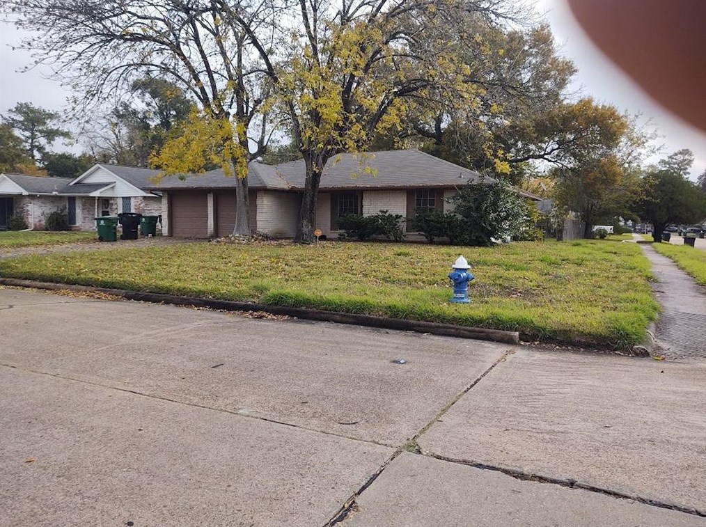 7610 Spinet St, Houston, TX 77016-2853