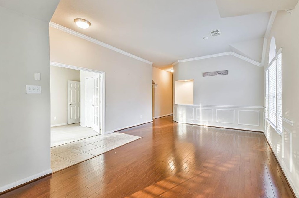 9402 Shelbourne Meadows Dr, Houston TX  77095-7273 exterior