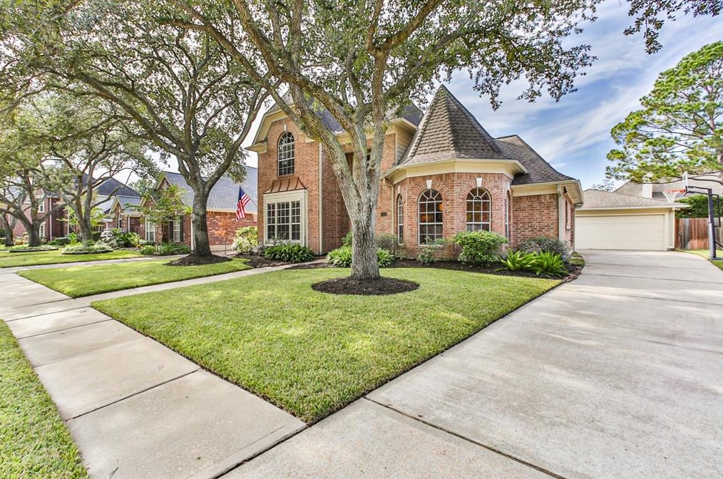 2414 Fallen Branch Dr, Katy, TX 77494-2170