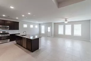 10819 Amador Peak Dr, Rosharon, TX 77583 - Photo 2