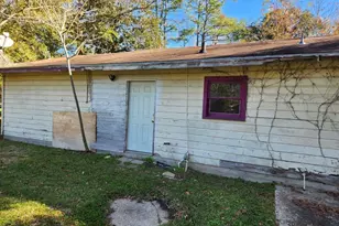 950 Millie St, Vidor, TX 77662 - Photo 4