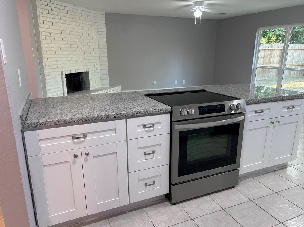 4350 Kinloch Dr, Houston, TX 77084