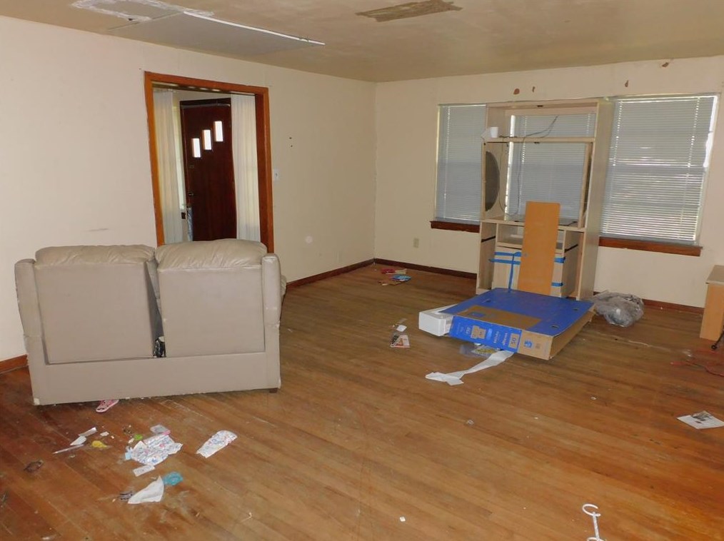 2803 Dupont St, Pasadena TX 77503-4110 exterior