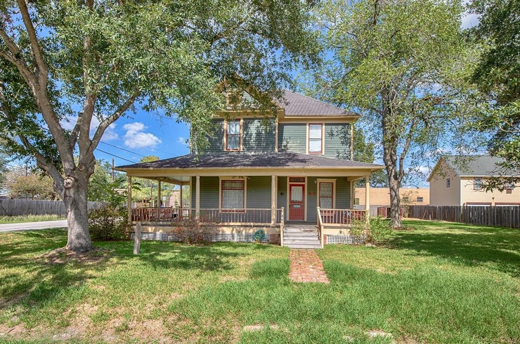 201 E Wilkins St, League City, TX 77573