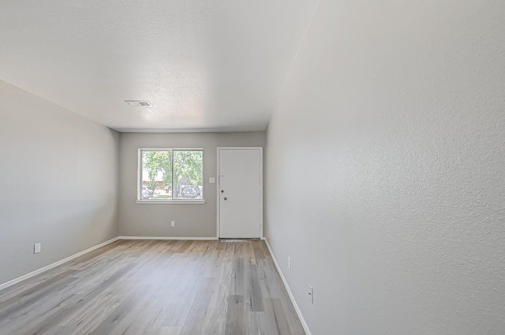 5609 Arthington St, Houston TX  77053-3103 exterior