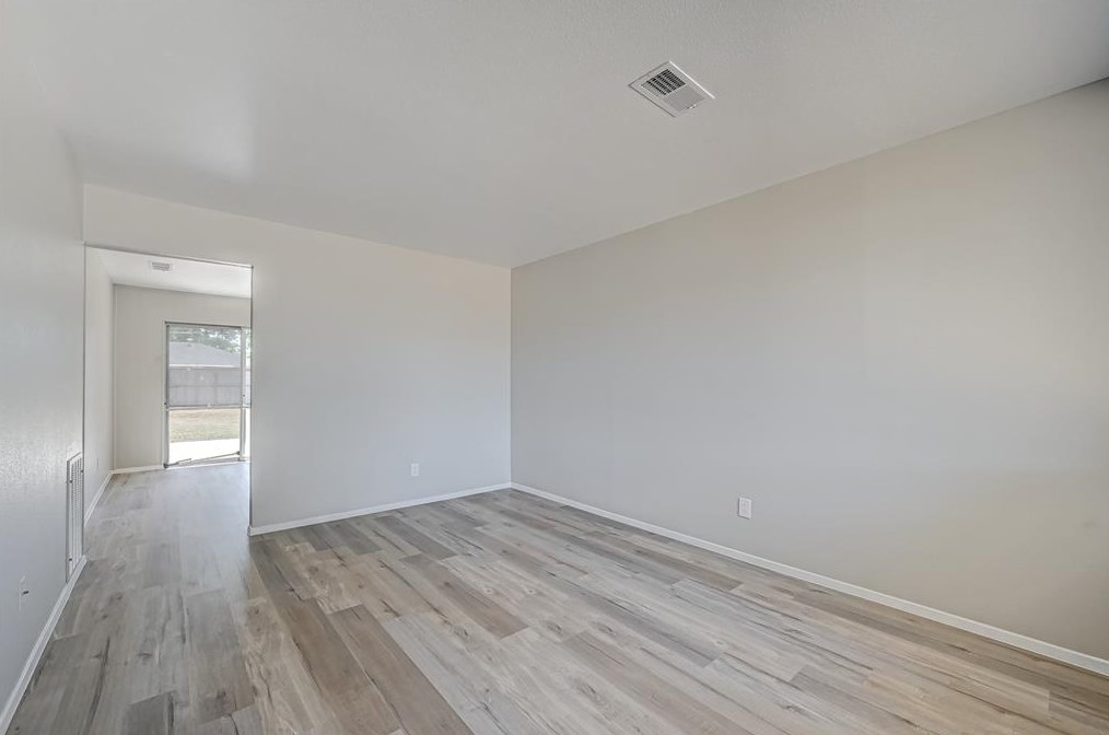 5609 Arthington St, Houston TX  77053-3007 exterior